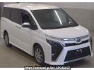 Toyota Voxy ZRR85W