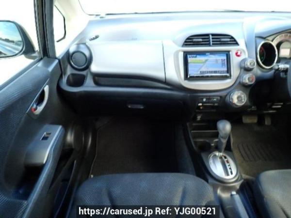 Used 2011 AT honda fit GE6 Image[16]