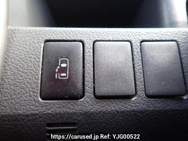 Used 2007 AT toyota voxy ZRR70W Image[25]
