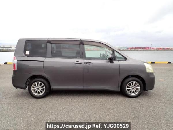 Used 2008 AT toyota noah ZRR70G Image[7]