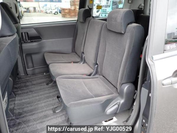 Used 2008 AT toyota noah ZRR70G Image[15]