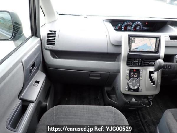 Used 2008 AT toyota noah ZRR70G Image[18]