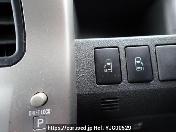 Used 2008 AT toyota noah ZRR70G Image[27]