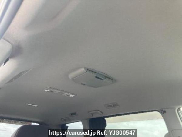 Used 2009 AT toyota voxy ZRR70W Image[16]
