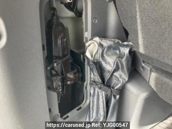 Used 2009 AT toyota voxy ZRR70W Image[43]