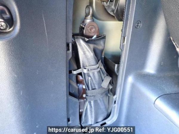 Used 2010 AT toyota voxy ZRR70W Image[46]