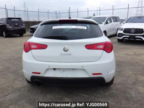 Used 2014 AT alfa-romeo giulietta 940141 Image[5]