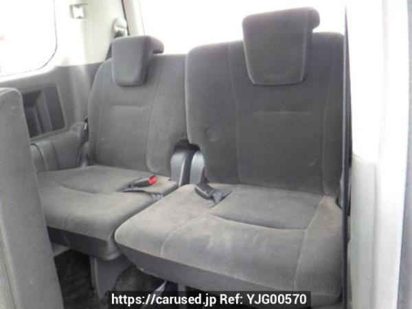 Used 2007 AT toyota noah ZRR70G Image[16]