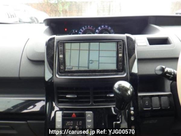 Used 2007 AT toyota noah ZRR70G Image[20]