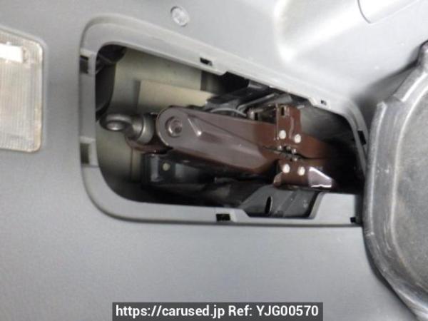 Used 2007 AT toyota noah ZRR70G Image[39]