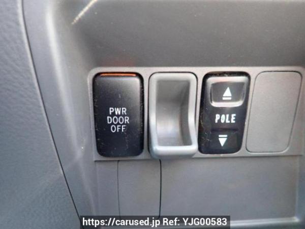 Used 2005 AT toyota raum NCZ20 Image[23]