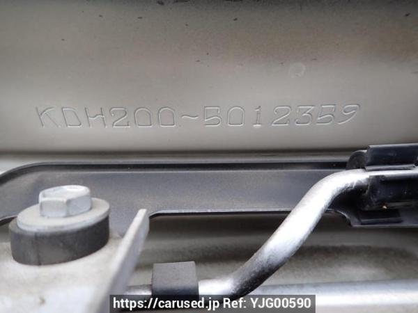 Used 2006 AT toyota regiusace-van KDH200V Image[12]