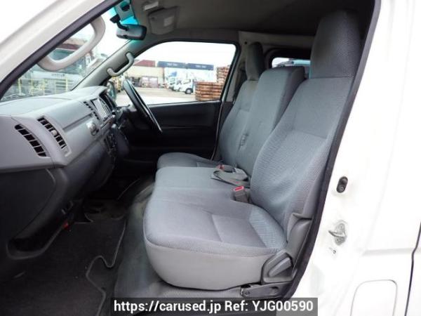Used 2006 AT toyota regiusace-van KDH200V Image[14]
