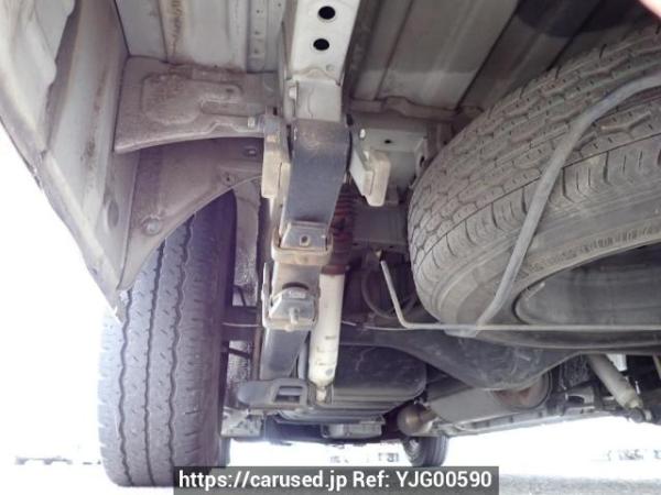 Used 2006 AT toyota regiusace-van KDH200V Image[38]