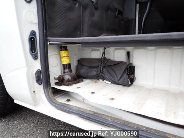 Used 2006 AT toyota regiusace-van KDH200V Image[42]