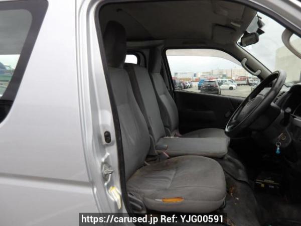 Used 2005 AT toyota hiace-van TRH200V Image[12]