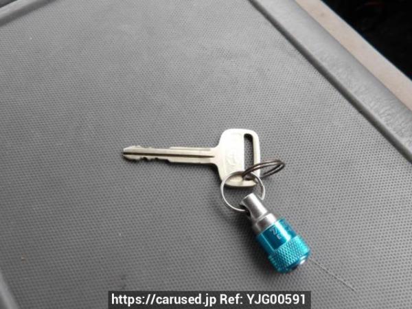 Used 2005 AT toyota hiace-van TRH200V Image[25]