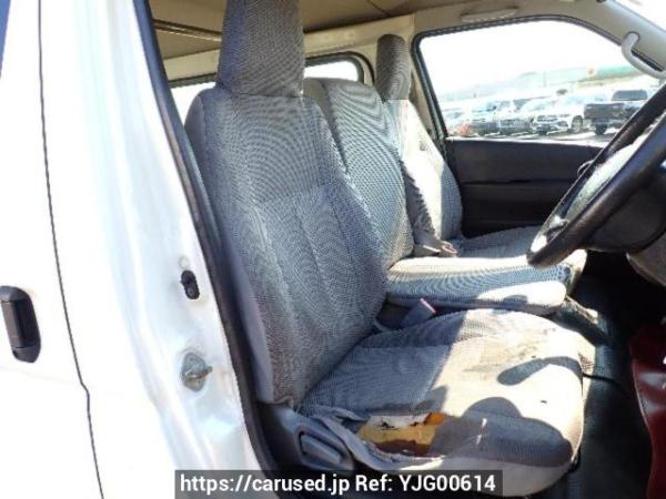 Used 2009 MT toyota hiace-van TRH200V Image[16]
