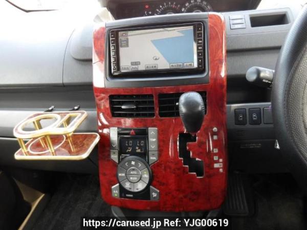 Used 2009 AT toyota voxy ZRR70W Image[20]