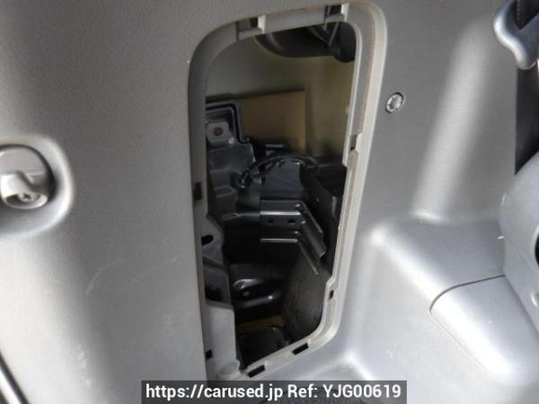 Used 2009 AT toyota voxy ZRR70W Image[44]