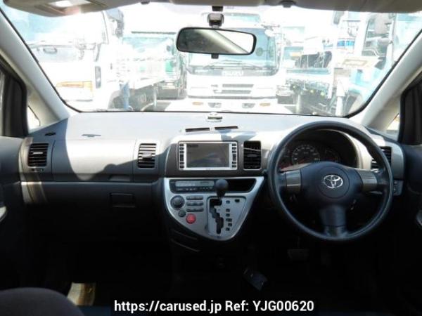 Used 2004 AT toyota wish ZNE10G Image[18]