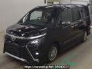 Toyota Voxy ZWR80W