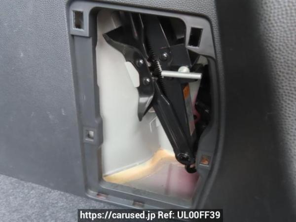 Used 2013 AT mazda demio DE3FS Image[44]