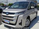 Toyota Noah ZWR95W