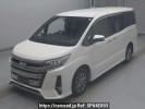 Toyota Noah ZWR80W