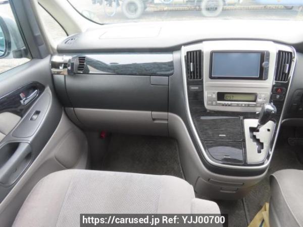 Used 2005 AT toyota alphard ANH10W Image[18]