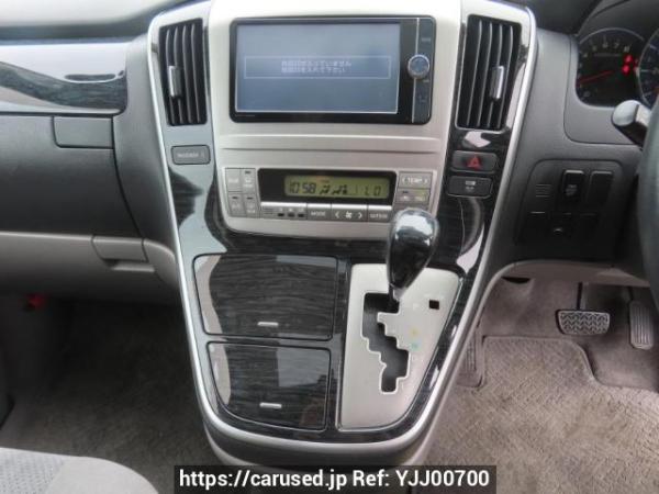 Used 2005 AT toyota alphard ANH10W Image[19]