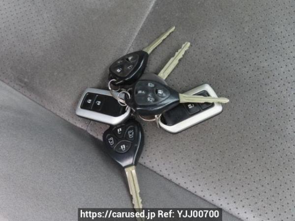 Used 2005 AT toyota alphard ANH10W Image[28]
