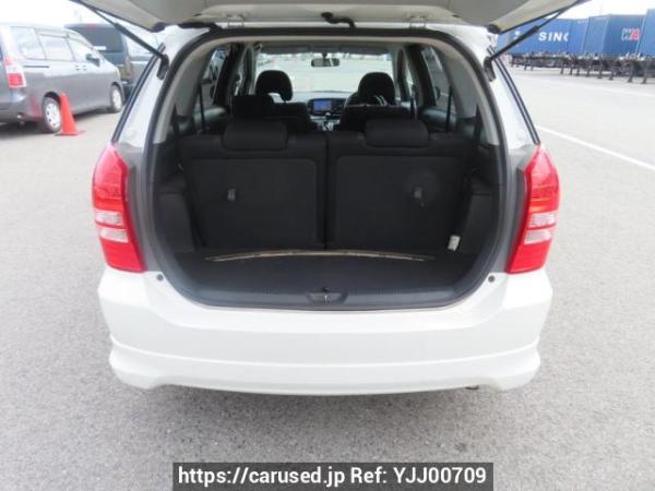 Used 2004 AT toyota wish ZNE10G Image[8]
