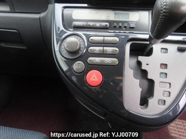 Used 2004 AT toyota wish ZNE10G Image[28]