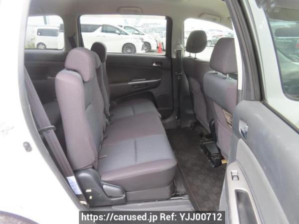 Used 2004 AT toyota wish ZNE10G Image[17]