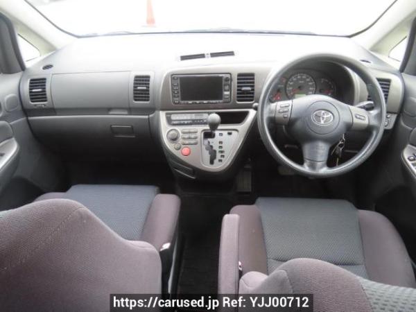Used 2004 AT toyota wish ZNE10G Image[21]