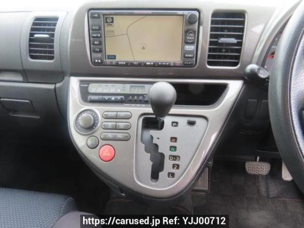 Used 2004 AT toyota wish ZNE10G Image[24]