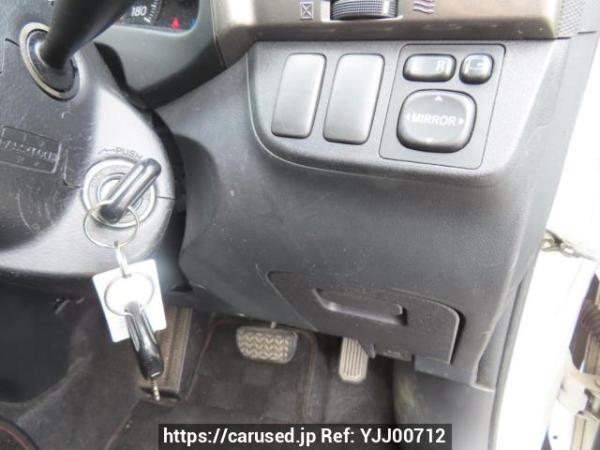 Used 2004 AT toyota wish ZNE10G Image[30]