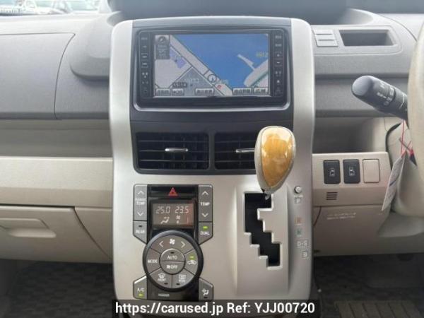 Used 2008 AT toyota noah ZRR70W Image[21]