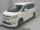 Toyota Noah ZRR75W