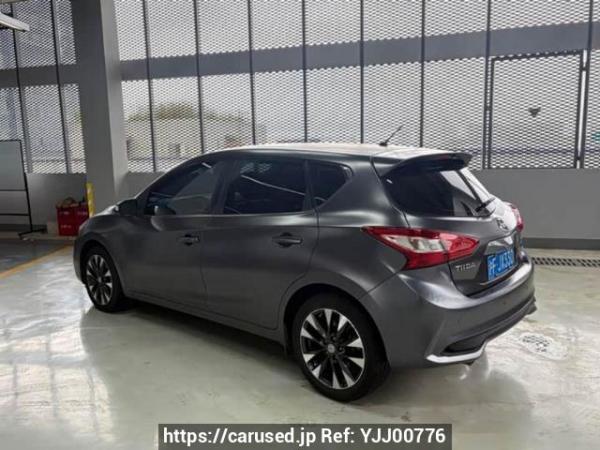 Used 2017 AT nissan tiida DFL7165VBL6 Image[5]