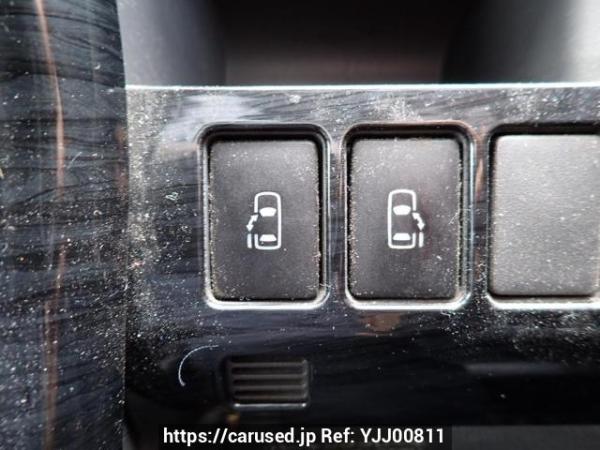 Used 2009 AT toyota voxy ZRR70W Image[27]