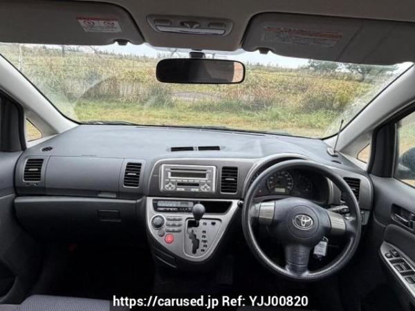 Used 2004 AT toyota wish ZNE14G Image[14]