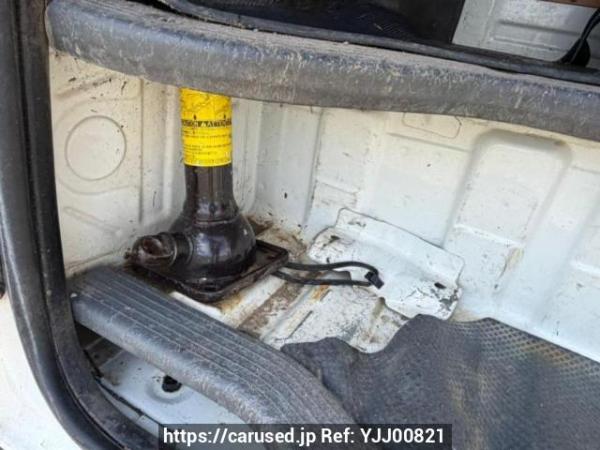 Used 2007 MT toyota hiace-van KDH205V Image[27]