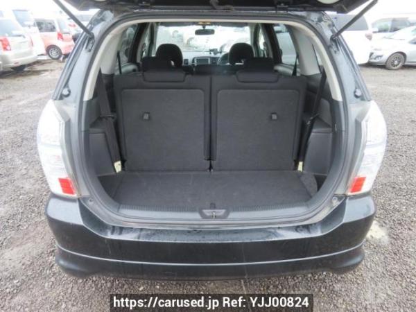 Used 2004 AT toyota wish ZNE10G Image[8]