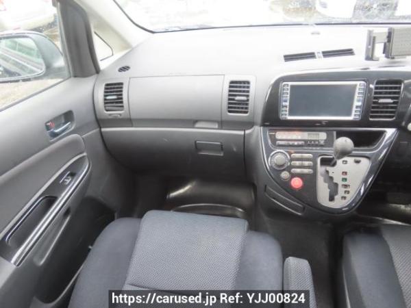 Used 2004 AT toyota wish ZNE10G Image[18]