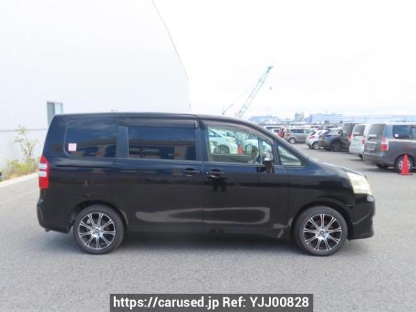 Used 2010 AT toyota noah ZRR70G Image[7]