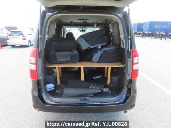 Used 2010 AT toyota noah ZRR70G Image[8]