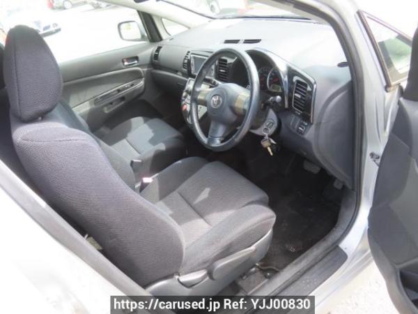 Used 2004 AT toyota wish ZNE10G Image[13]