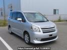 Toyota Noah ZRR75W